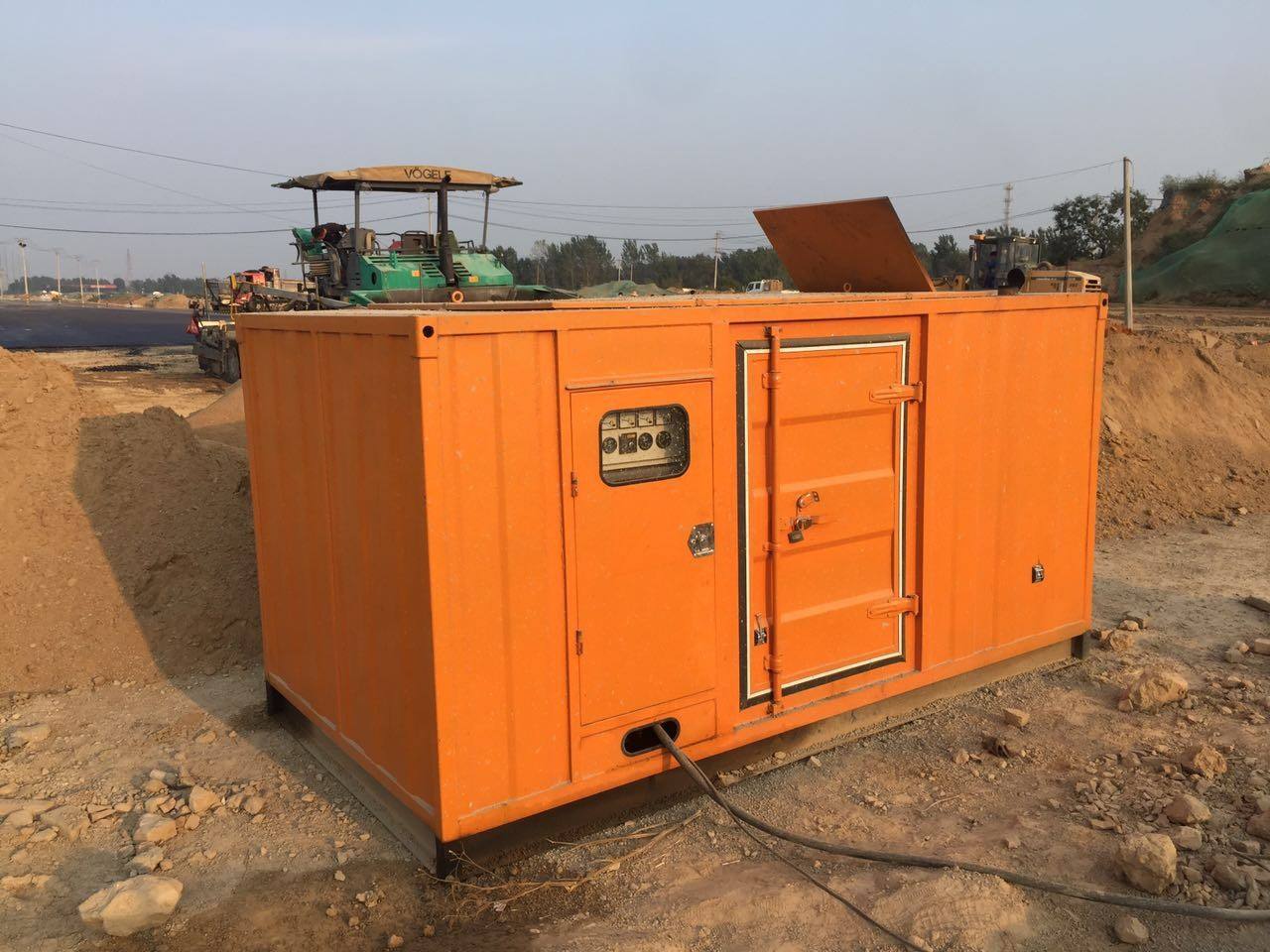 新平发电机出租-不同气候环境对柴油发电机组运行的影响