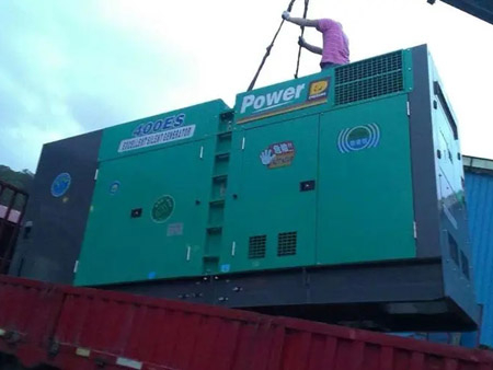 新平柴油发电机组转速不稳定时，如何对发动机进行维护？