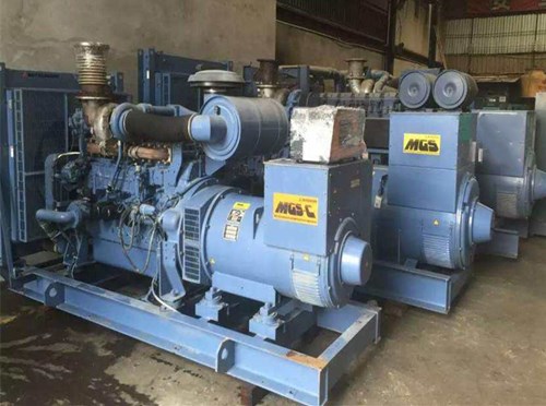 新平柴油发电机如何测试电流大小？