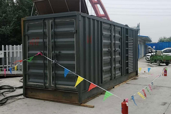 新平发电机租赁空气滤清器多久更换一次？