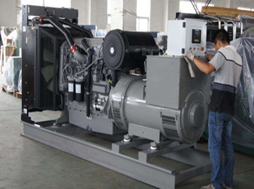 新平柴油发电机组和储能设备配合使用的案例