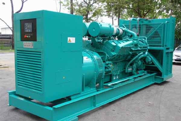 新平柴油发电机组电压不稳定怎样维修？