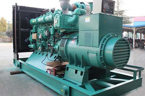 新平工厂发电机应急发电中如何优化燃油储备管理？